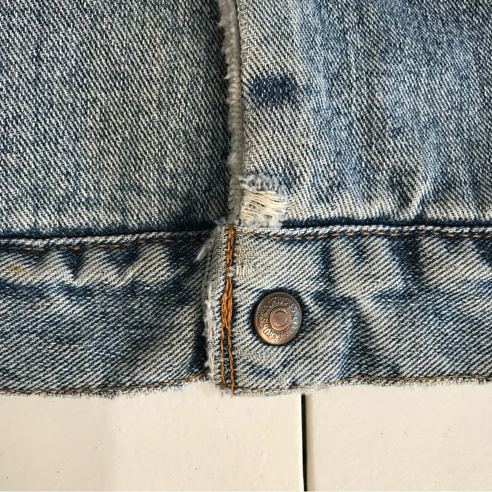 Vintage 80s 90s‎ Levis Jean Denim Trucker Jacket Sherpa Lined XL USA Distressed